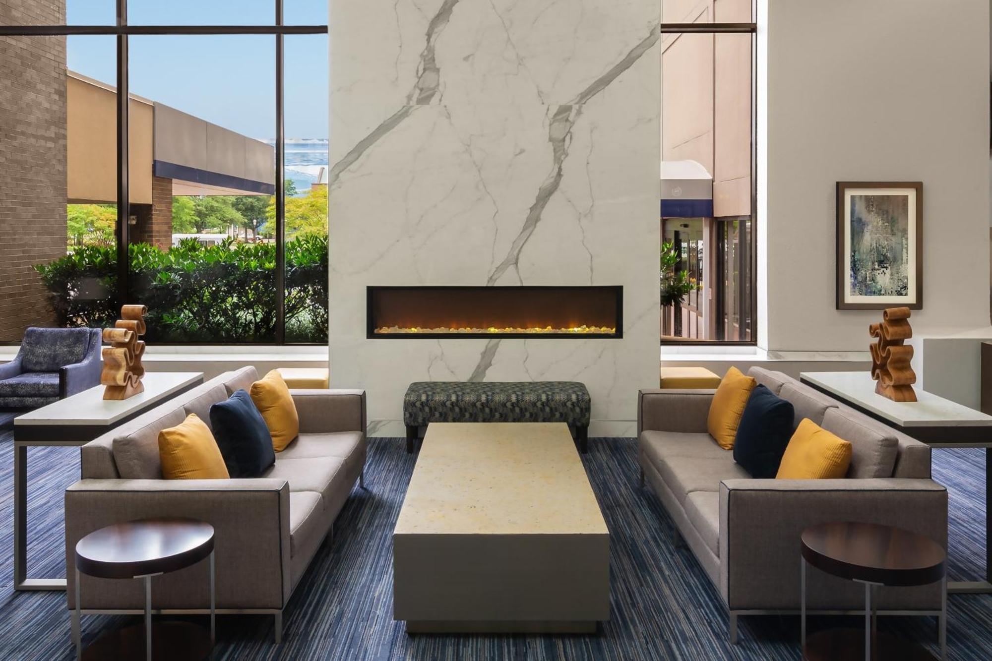 Hotel Sheraton Waterside 4*